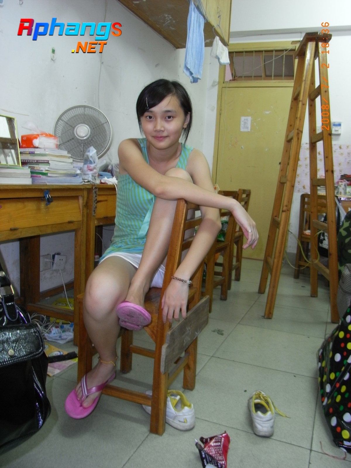 a326002.jpg