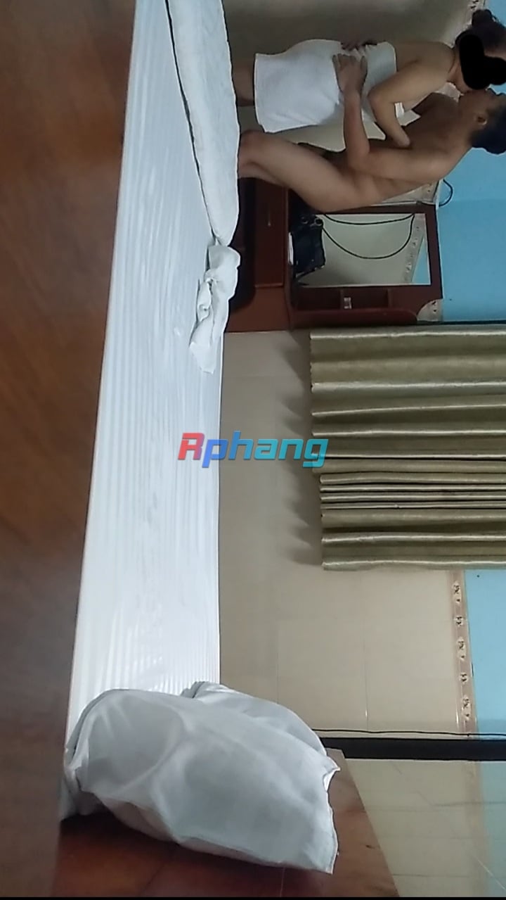 Screenshot_20230713-194819_Video Player.jpg