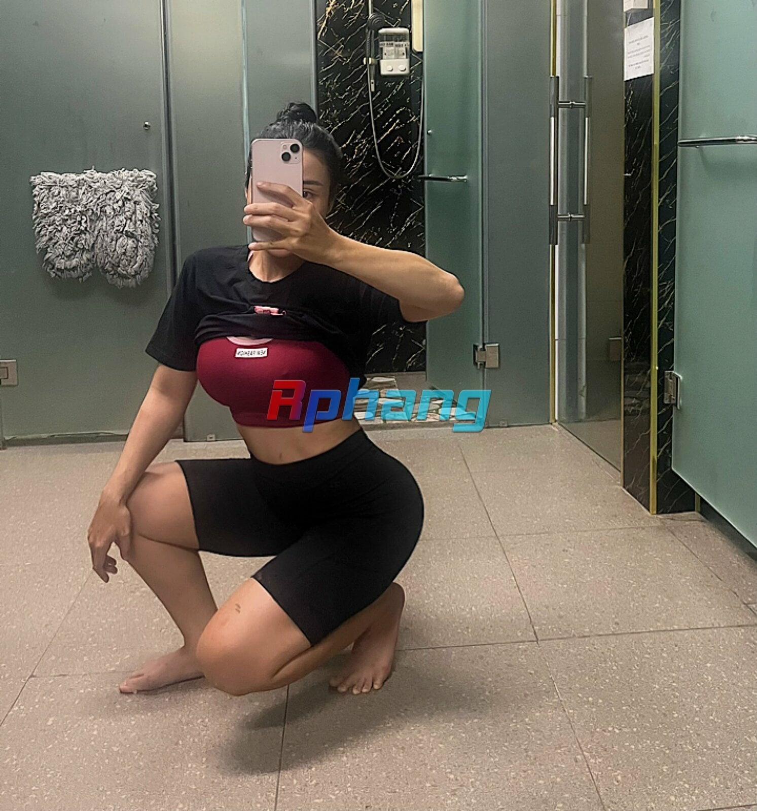 beauty_1701480048927.jpeg