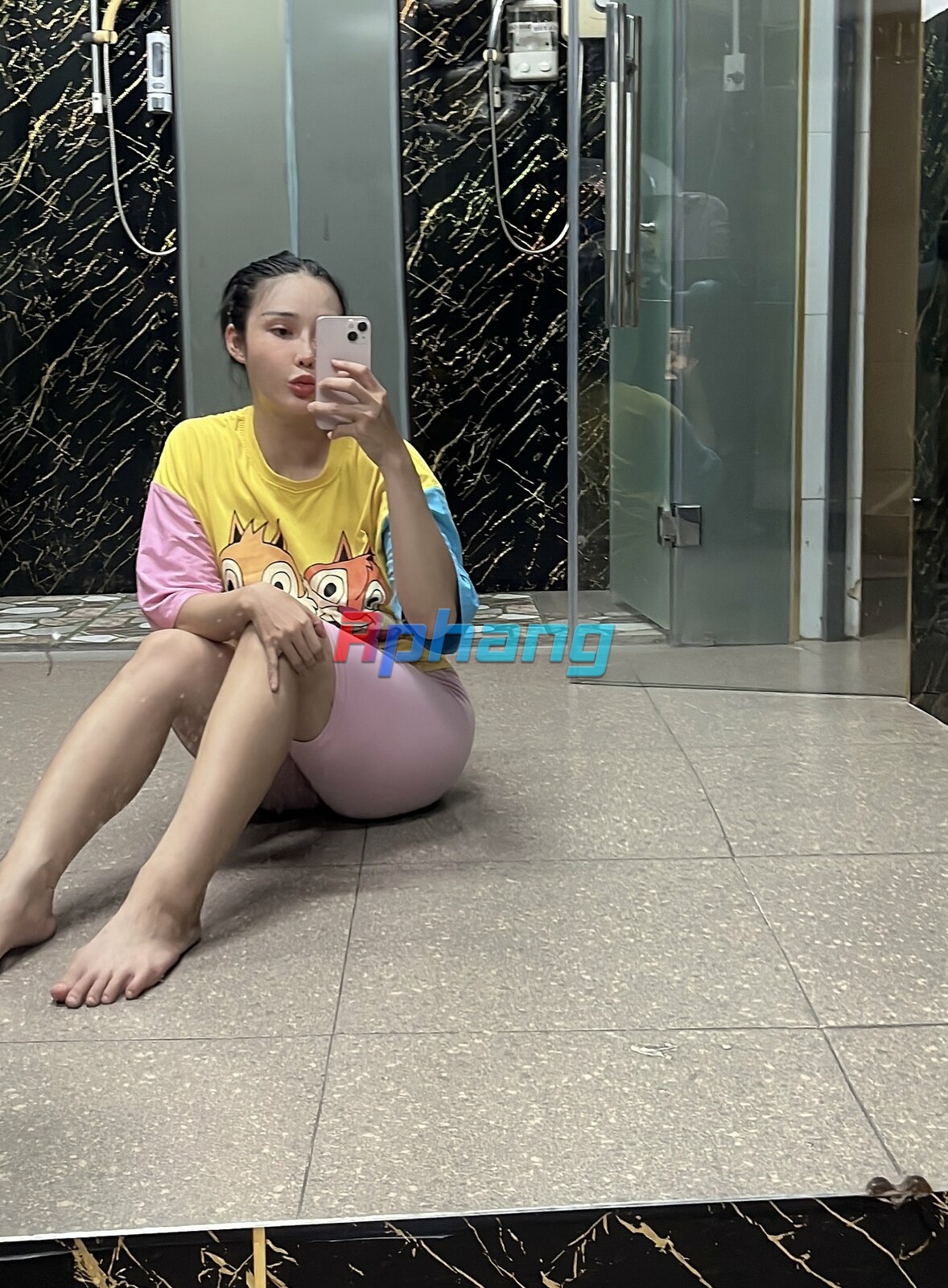 beauty_1704020877174.jpeg