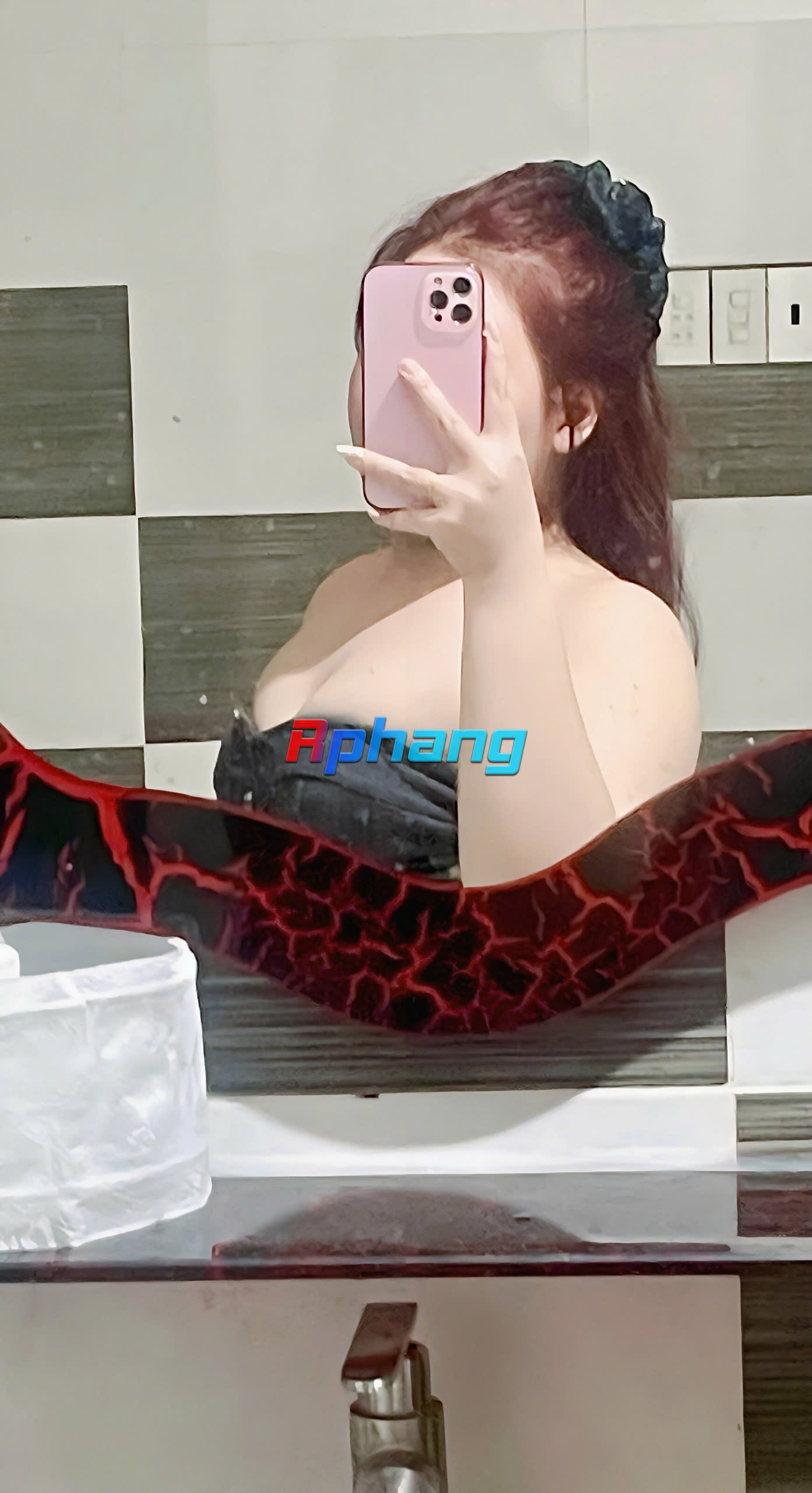 1741096428923.png