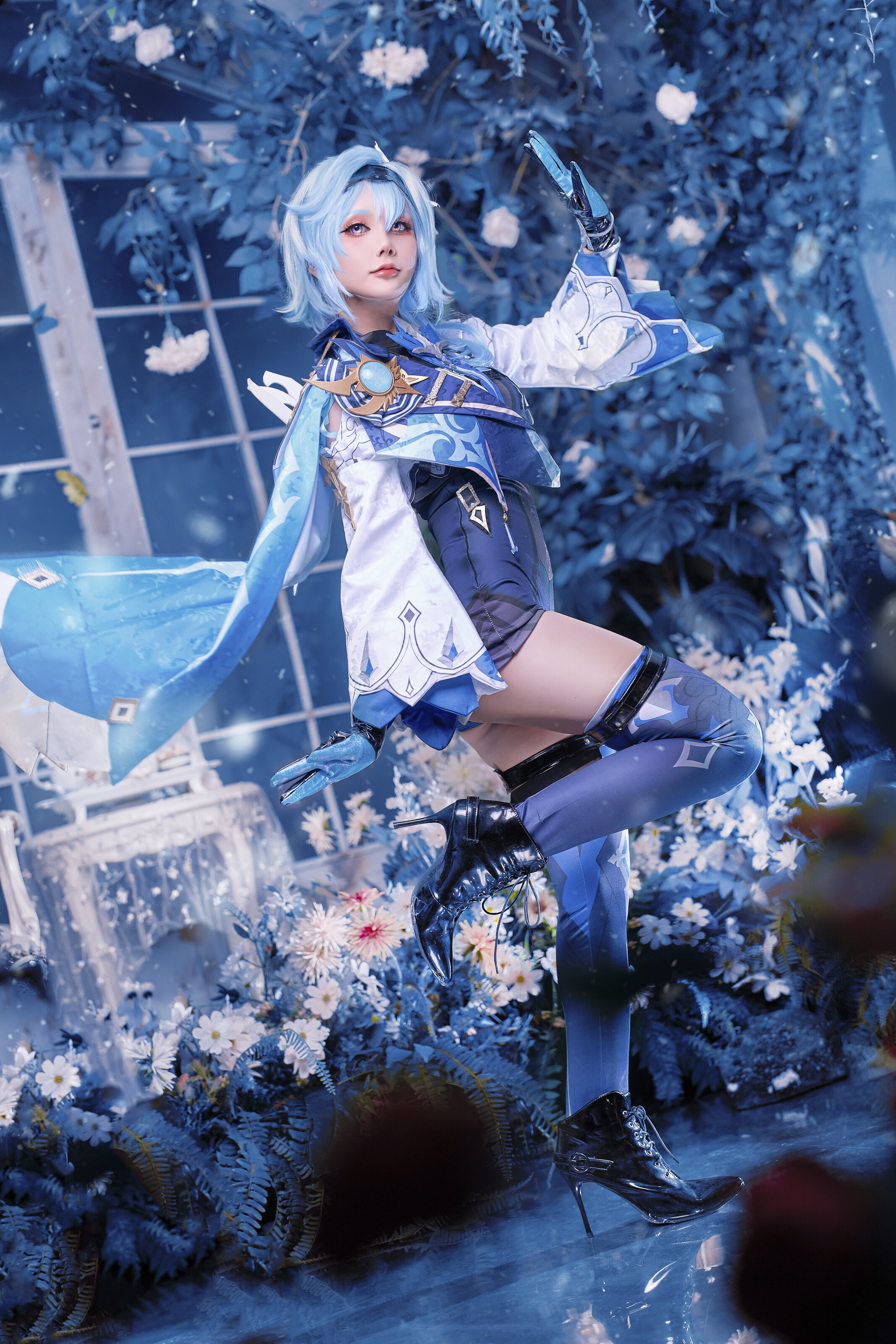 Joyce (Joyce Lin2x) cosplay Eula - Genshin Impact (3).jpg