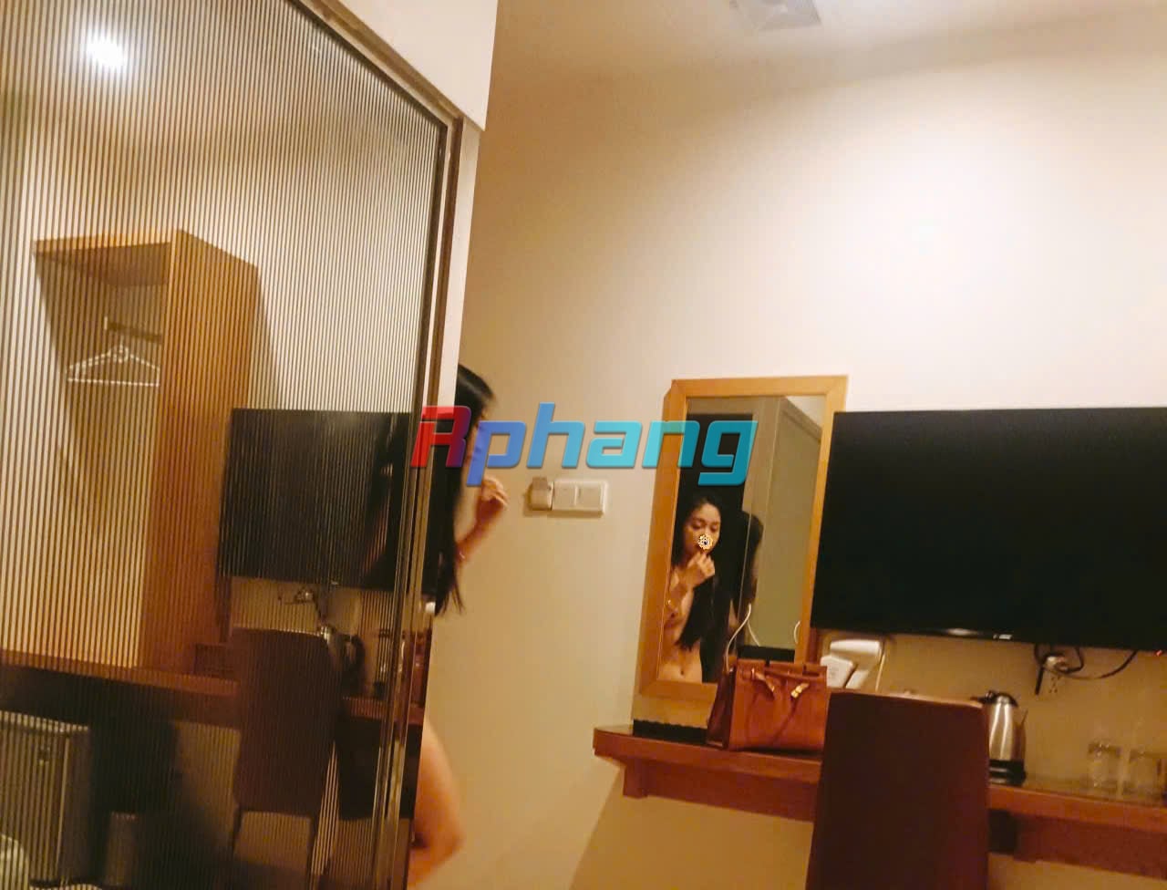 0 H.jpg