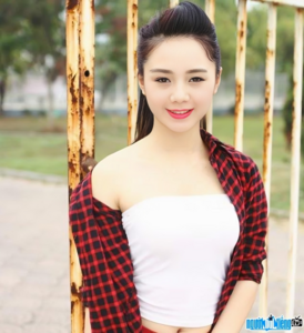 X (1).png