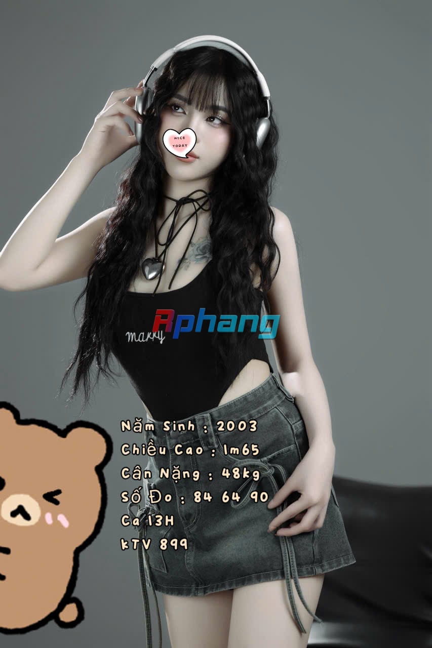 899.jpg